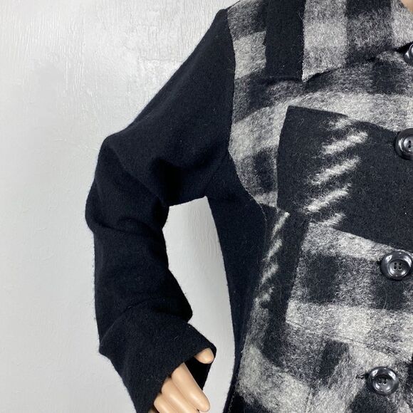 Chico’s Wool Blend Black & Gray Front Pockets Button Front Jacket Size L - Picture 2 of 9